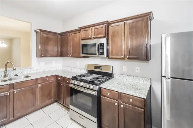 $2,450 | 321 Misty Mountain Drive, Fort Worth, TX 76140