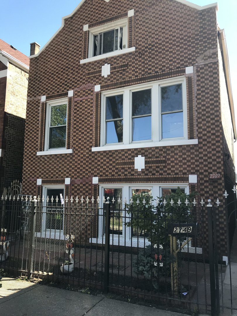 2749 South Trumbull Avenue Chicago, IL 60623 - Photo 1 of 31