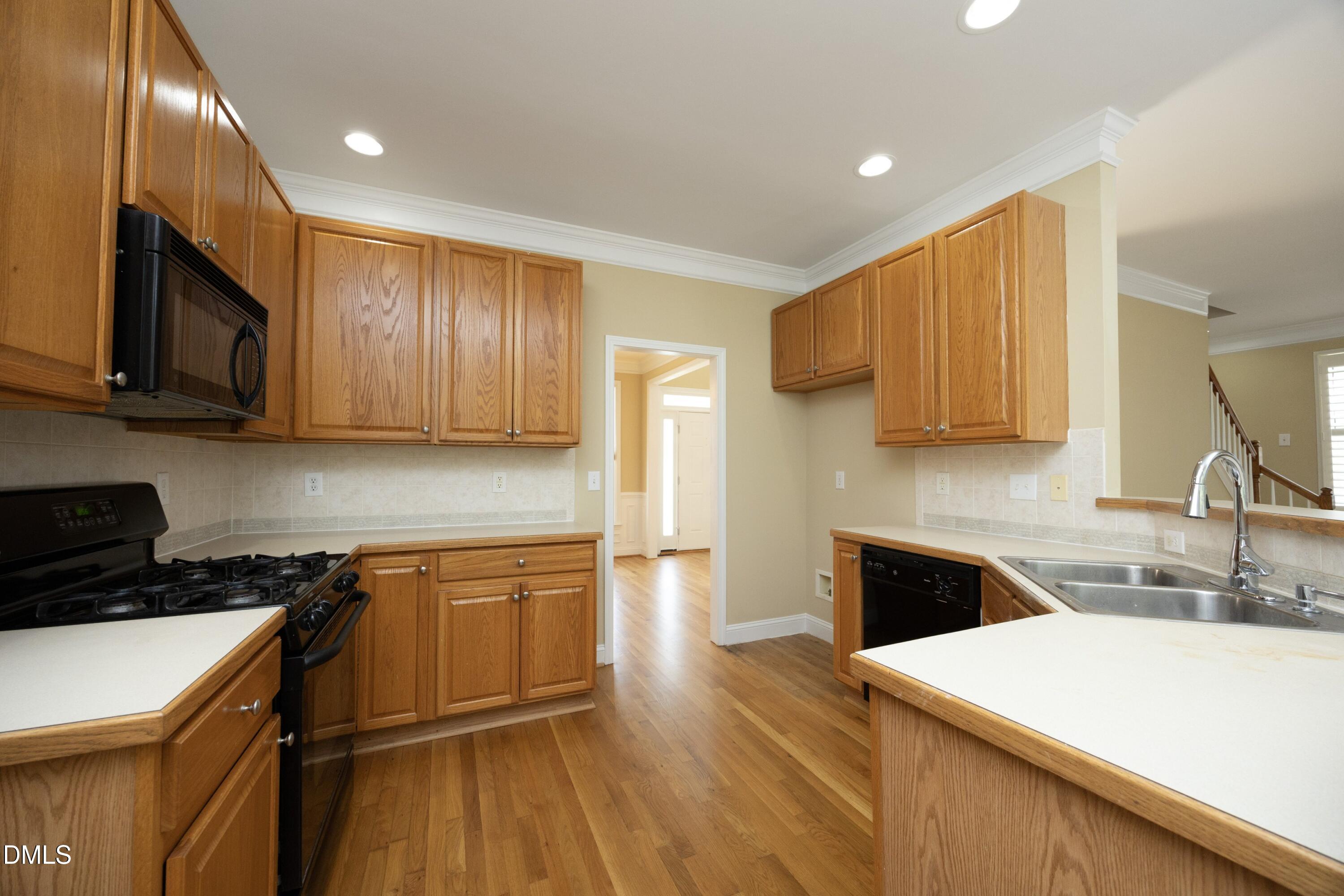 3208 Rockford Road Durham, NC 27713 - Photo 12 of 37 3208 Rockford Kitchen