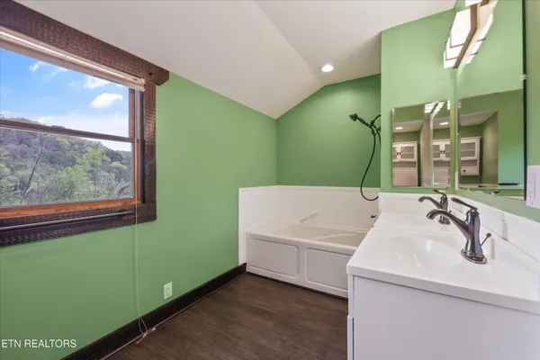 $745,000 | 1784 Holston Shores Drive, Rutledge, TN 37861