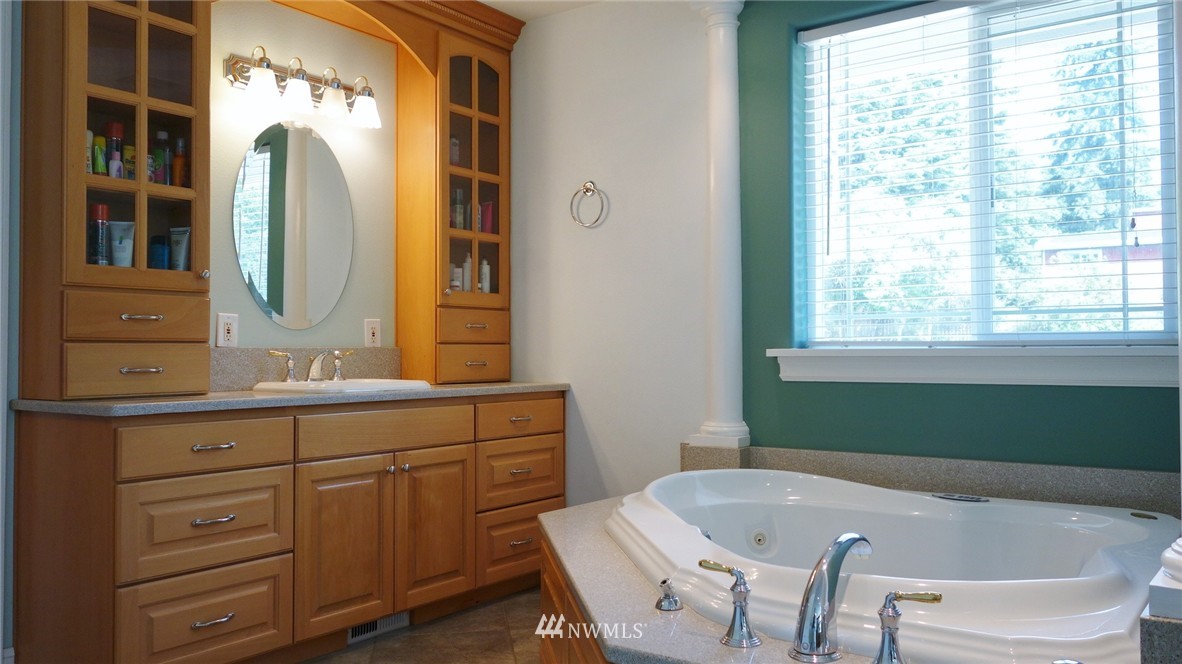 16604 Sylvester Road Southwest Burien, WA 98166 - Photo 20 of 25