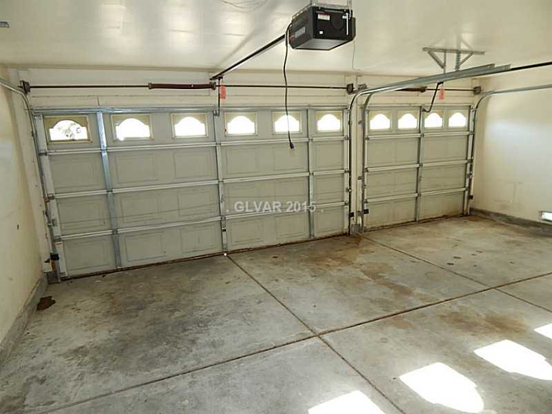 4357 Flagship Court Las Vegas, NV 89121 - Photo 15 of 17 Garage.