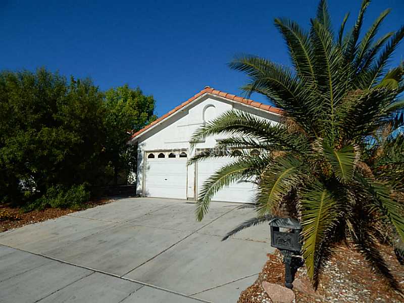 4357 Flagship Court Las Vegas, NV 89121 - Photo 16 of 17 Exterior Back.