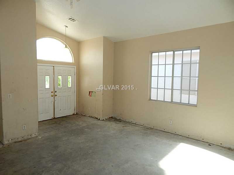 4357 Flagship Court Las Vegas, NV 89121 - Photo 2 of 17 Living Room.