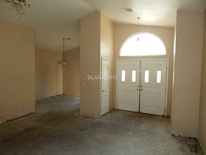 4357 Flagship Court Las Vegas, NV 89121 - Photo 3 of 17 Living Room.