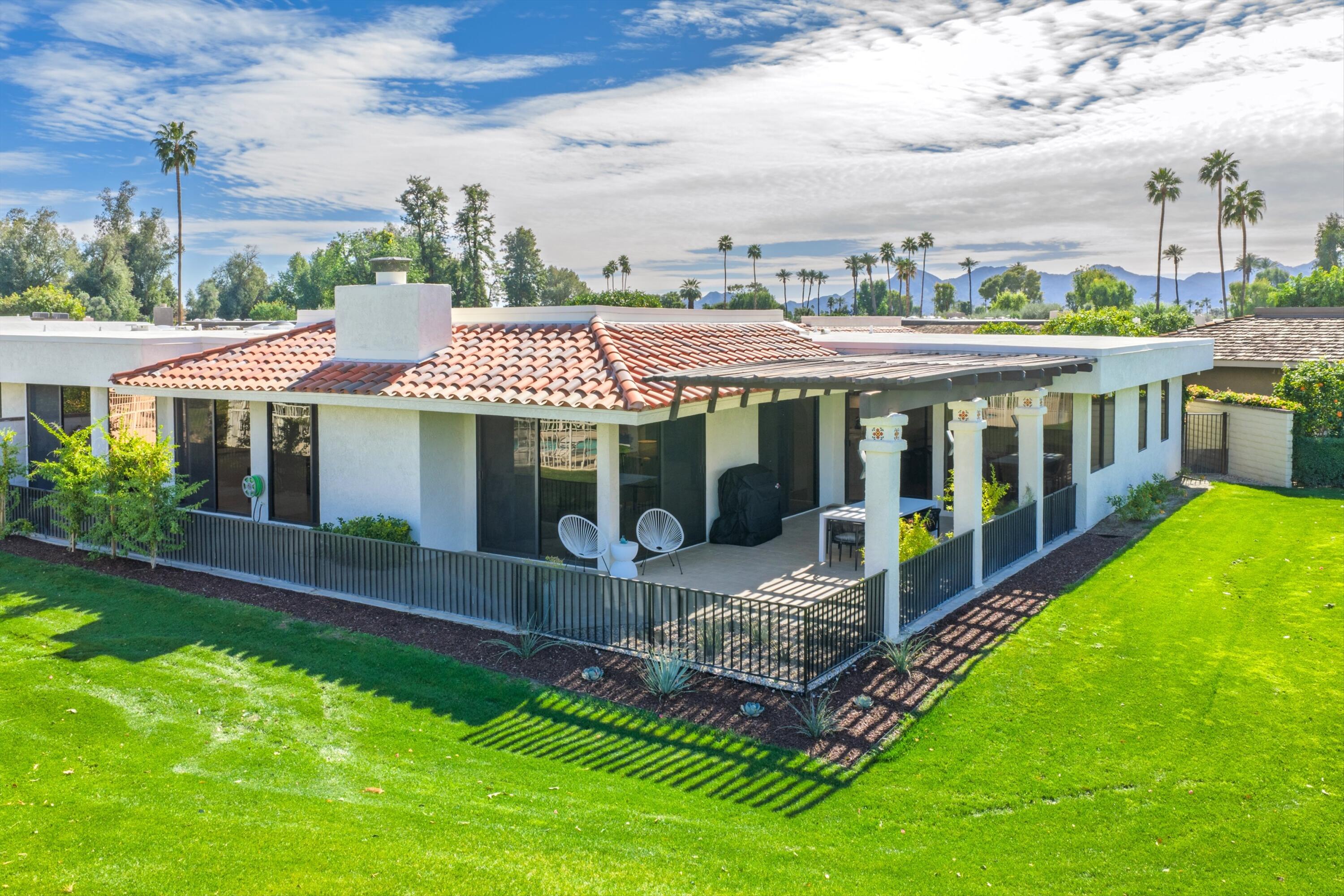 7 Tulane Court Rancho Mirage, CA 92270 - Photo 2 of 46 08-Photo-8