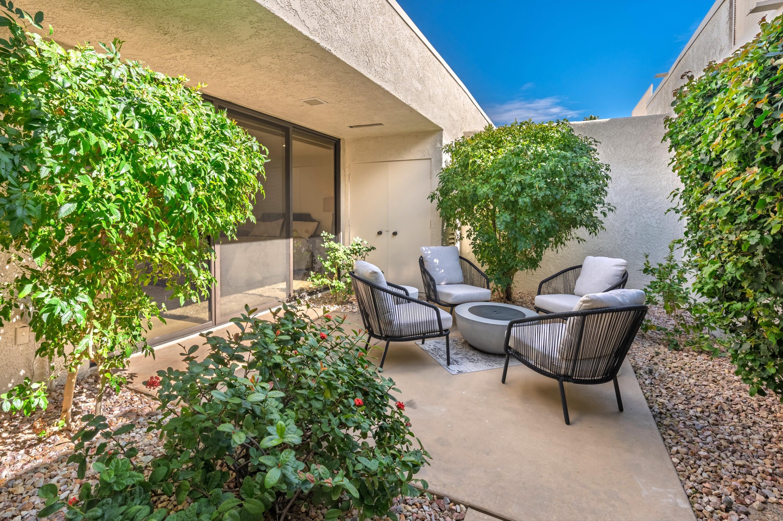 7 Tulane Court Rancho Mirage, CA 92270 - Photo 10 of 46 20-Photo-20