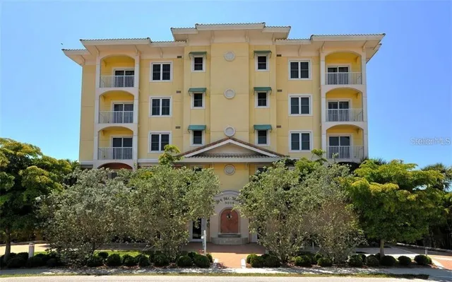 $14,999 | 9008 Midnight Pass Road, Unit 4, Sarasota, FL 34242