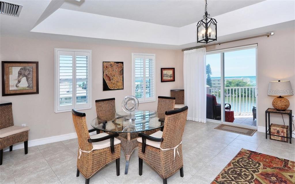 9008 Midnight Pass Road, Unit 4 Sarasota, FL 34242 - Photo 10 of 23