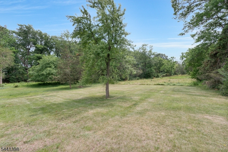 19 Renfro Road Somerset, NJ 08873 - Photo 35 of 45