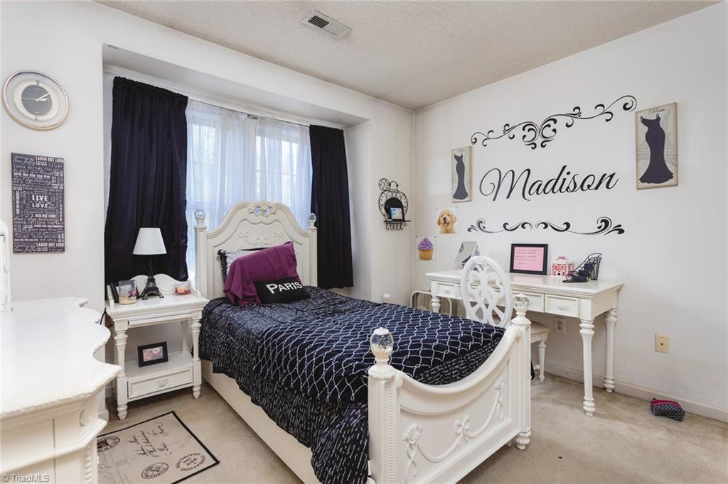 3604 Country Ridge Road Greensboro, NC 27405 - Photo 17 of 28 Gallery Image 17