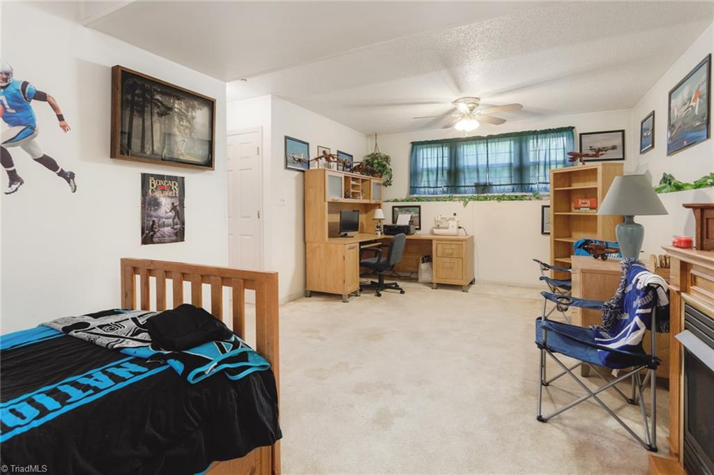 3604 Country Ridge Road Greensboro, NC 27405 - Photo 21 of 28 Gallery Image 21