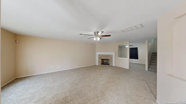 $299,900 | 16422 Turf Club, Selma, TX 78154