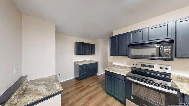 $299,900 | 16422 Turf Club, Selma, TX 78154