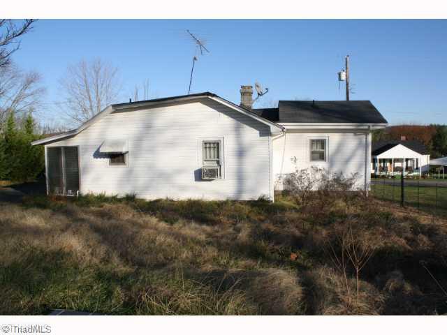 1360 Linville Road Mount Airy, NC 27030 - Photo 2 of 9 Exterior Front.