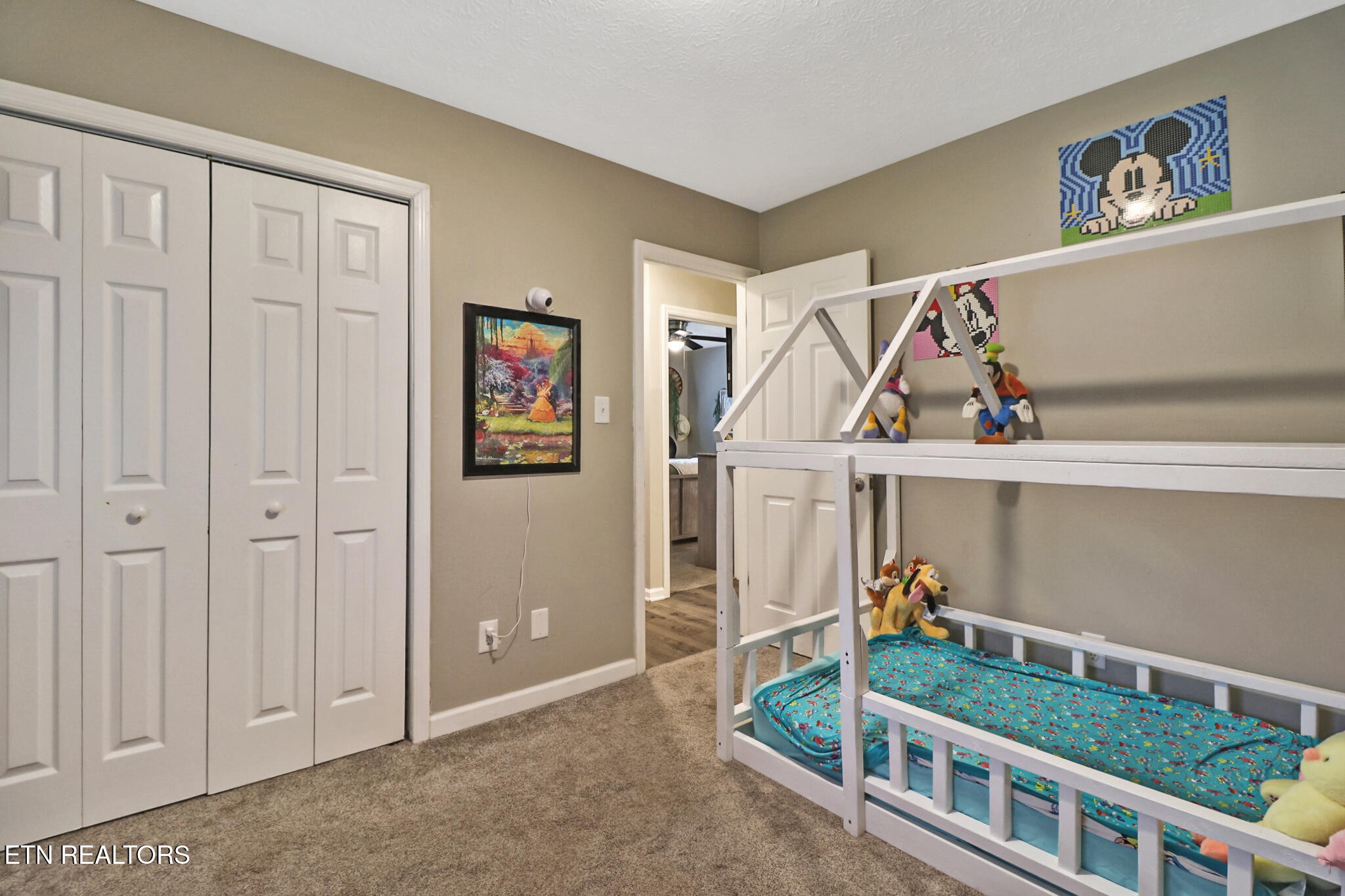 604 Bear Cub Lane Clinton, TN 37716 - Photo 15 of 23 a view of room with furniture and closet