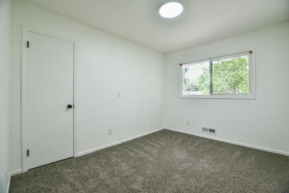 8034 Jackson Street Northeast Spring Lake Park, MN 55432 - Photo 14 of 23
