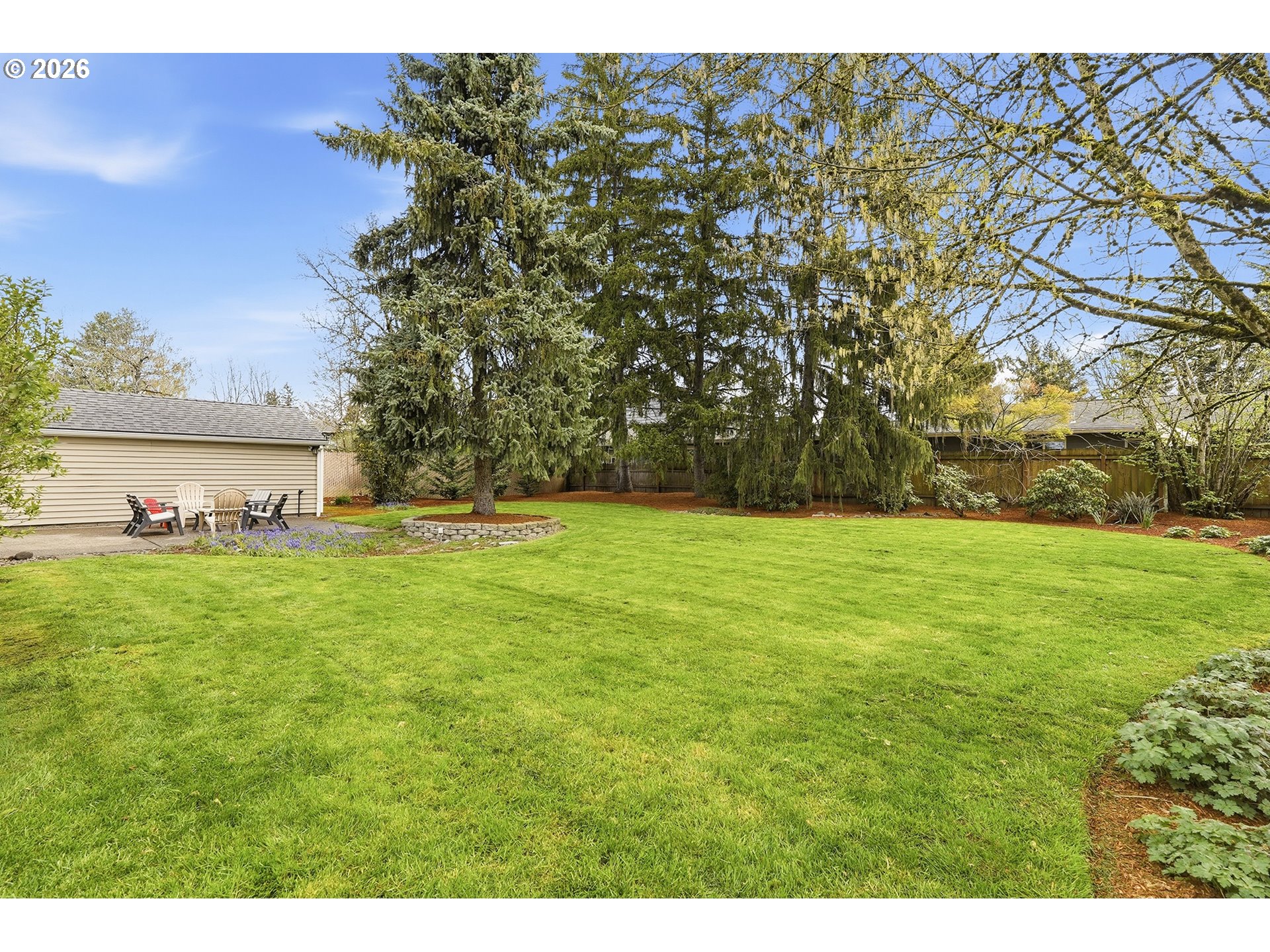 11250 Southwest 78th Avenue Tigard, OR 97223 - Photo 27 of 30 a view of green field with tree in the background