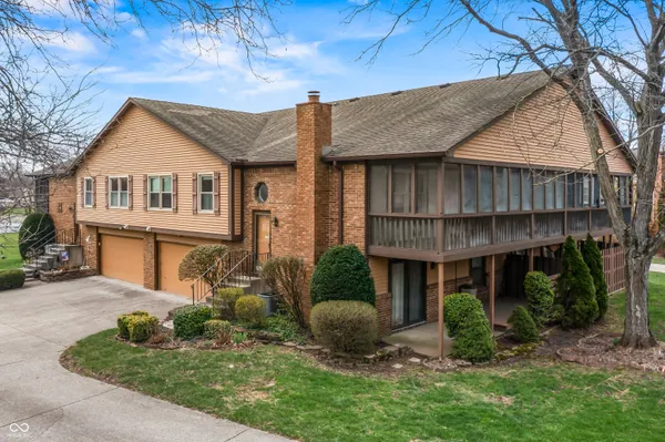 $199,900 | 7471 Prairie Lake Drive, Indianapolis, IN 46256