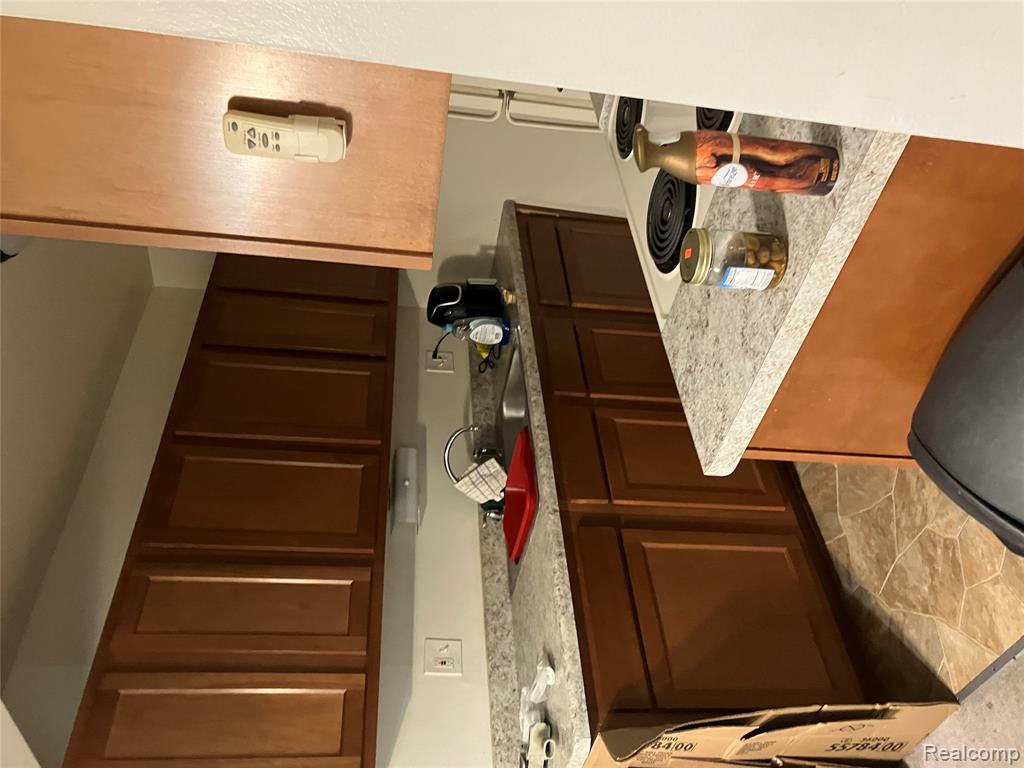 26790 Joy Road, Unit 7 Redford, MI 48239 - Photo 4 of 8