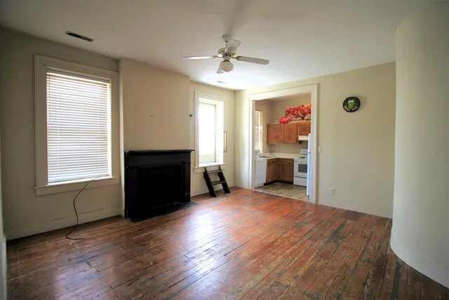 $2,425 | 314 King Street, Unit D, Charleston, SC 29401