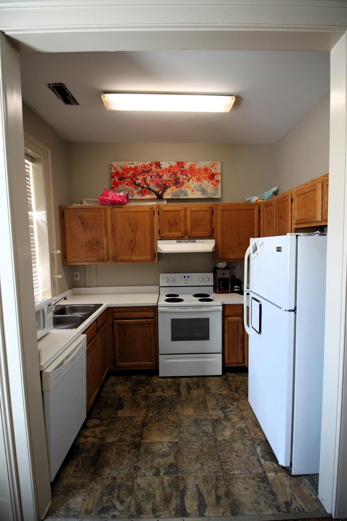 314 King Street, Unit D Charleston, SC 29401 - Photo 5 of 10 Kitchen