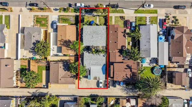 $1,271,000 | 560 North Grand Street, Orange, CA 92867