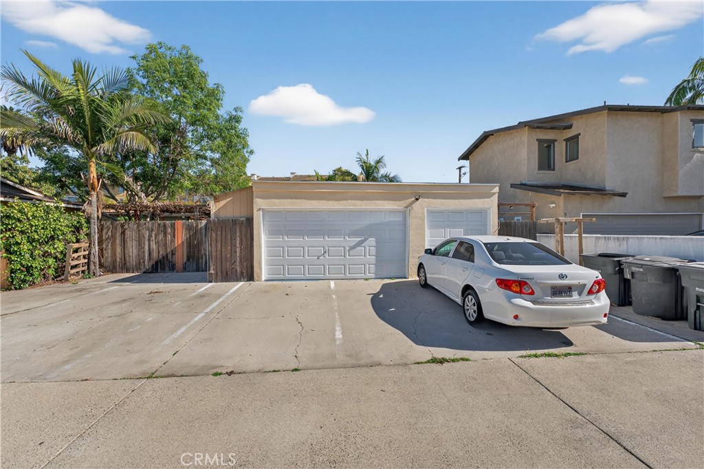 560 North Grand Street Orange, CA 92867 - Photo 7 of 16 3 car garage - 2 car garage for front unit and 1 car for back unit