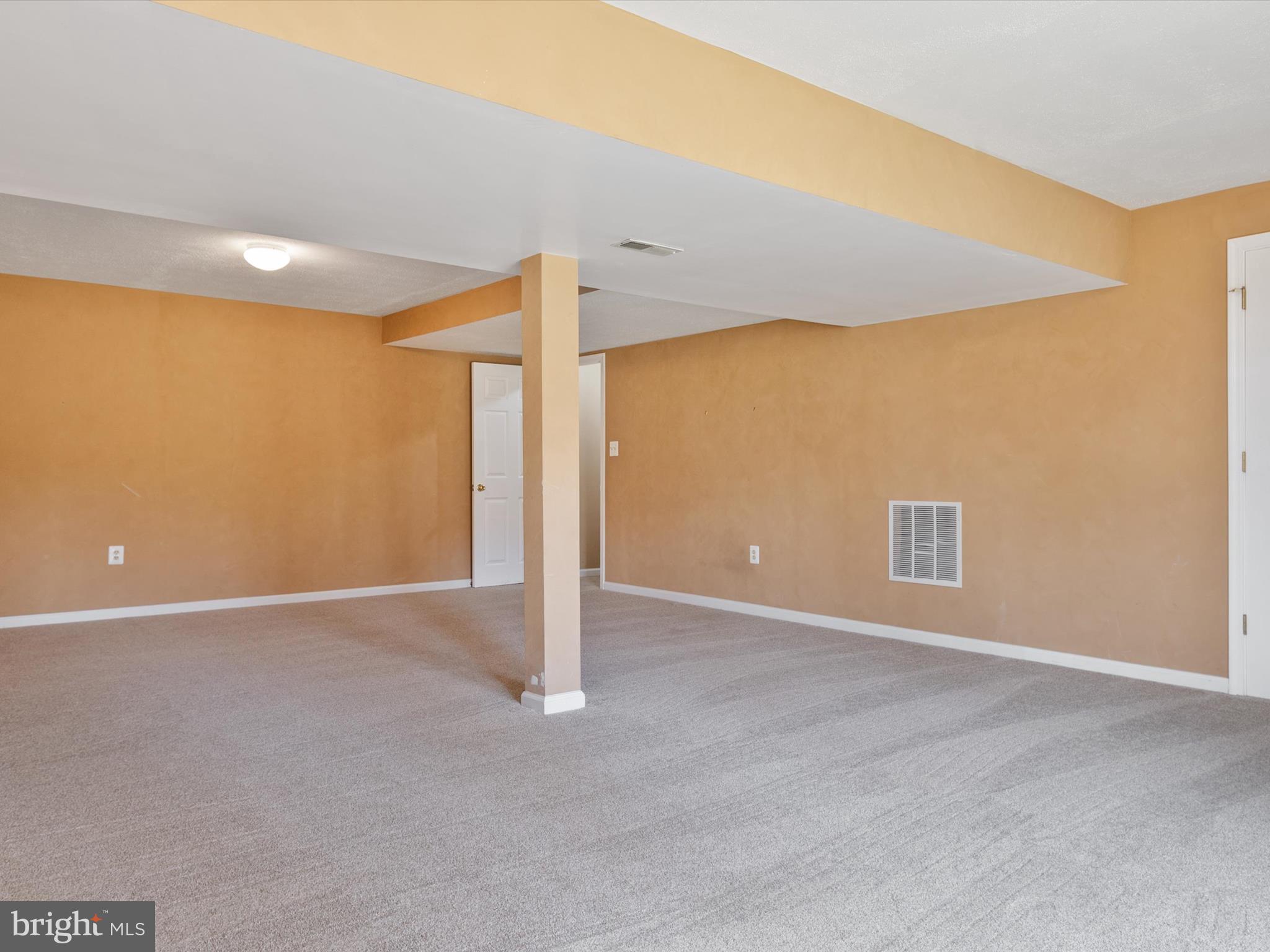 1905 Windys Run Road Catonsville, MD 21228 - Photo 33 of 51 Gallery Image 33