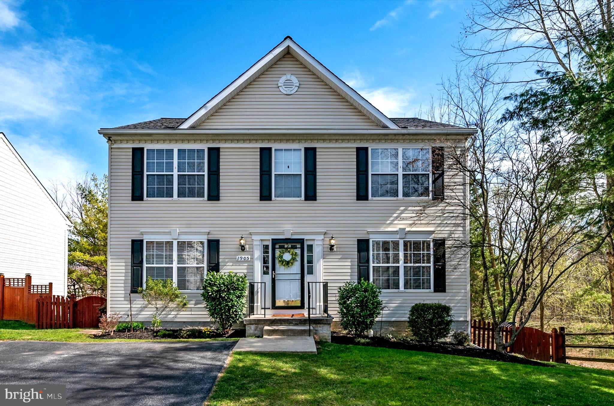 1905 Windys Run Road Catonsville, MD 21228 - Photo 4 of 51 Gallery Image 4