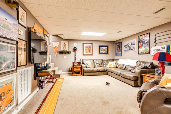$419,000 | 949 Hill Street, Jellico, TN 37762
