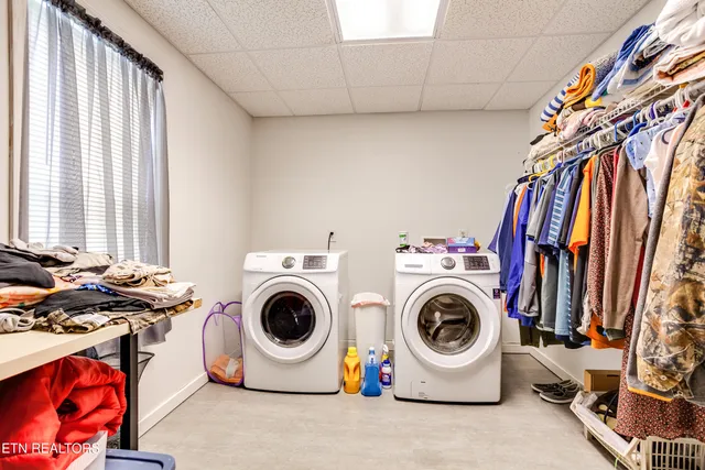 $439,900 | 949 Hill Street, Jellico, TN 37762