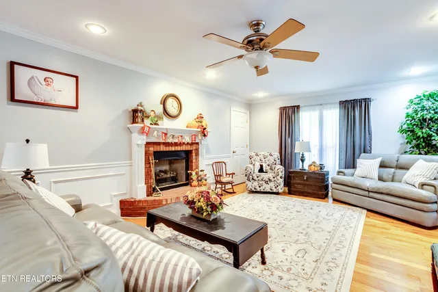 $439,900 | 949 Hill Street, Jellico, TN 37762