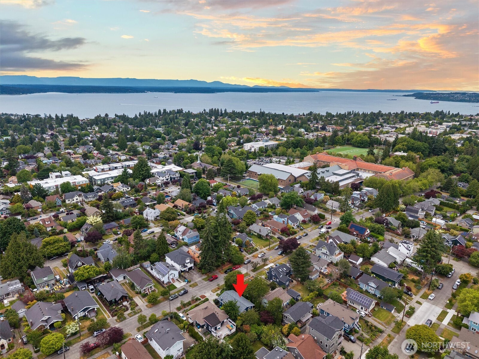 3238 Walnut Avenue Southwest Seattle, WA 98116 - Photo 39 of 40