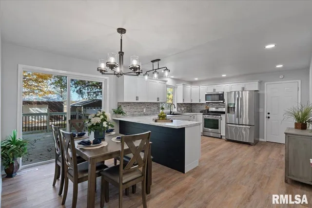 $229,900 | 424 Docia Road, Hillsdale, IL 61257