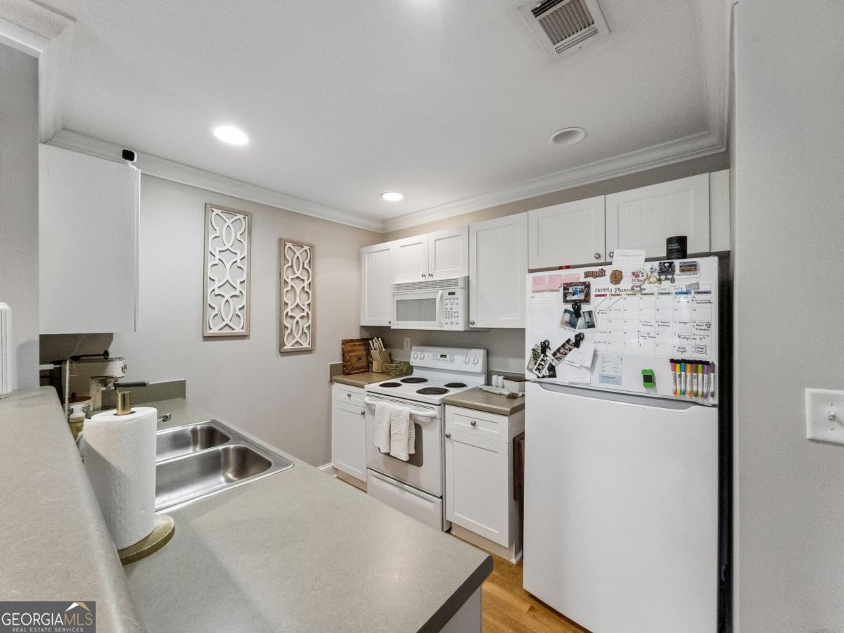 490 Barnett Shoals Road, Unit 526 Athens, GA 30605 - Photo 19 of 49
