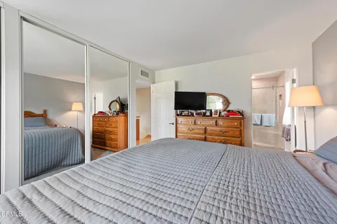 $1,050,000 | 5935 Lake Lindero Drive, Agoura Hills, CA 91301