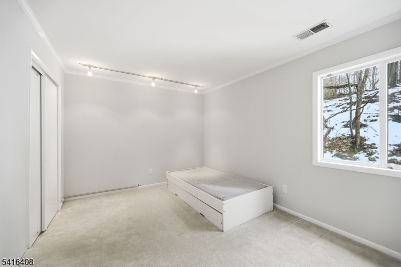 38 Chestnut Street, Unit 4 Morristown, NJ 07960 - Photo 23 of 49