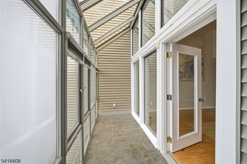 38 Chestnut Street, Unit 4 Morristown, NJ 07960 - Photo 30 of 49