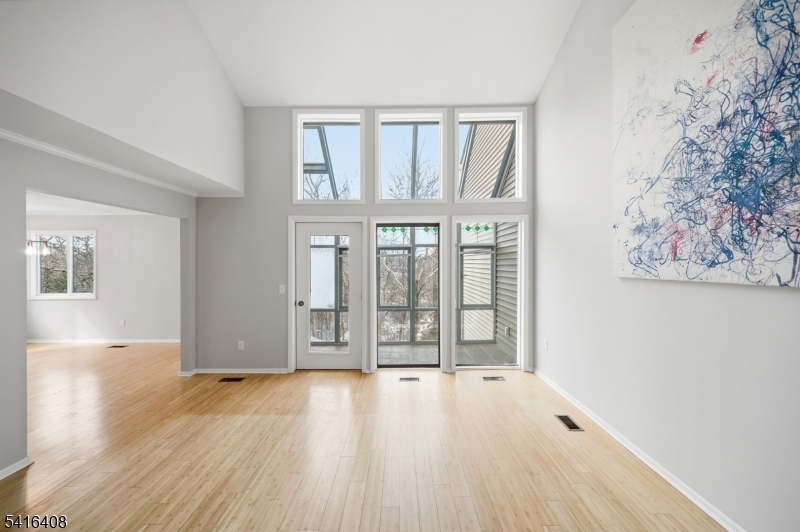 38 Chestnut Street, Unit 4 Morristown, NJ 07960 - Photo 33 of 49