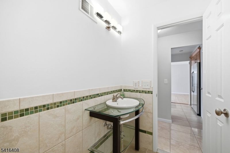 38 Chestnut Street, Unit 4 Morristown, NJ 07960 - Photo 34 of 49