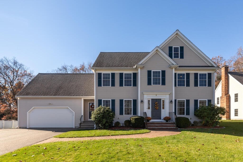 6 Sarah Lane Maynard, MA 01754 - Photo 1 of 32 Gallery Image 1
