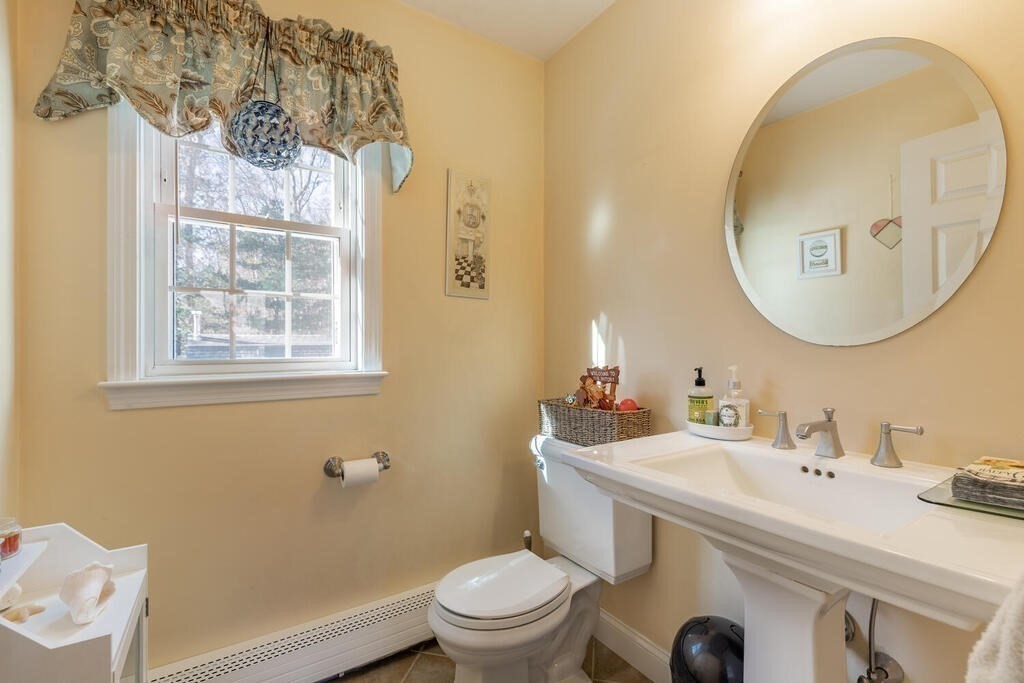 6 Sarah Lane Maynard, MA 01754 - Photo 13 of 32 Gallery Image 13