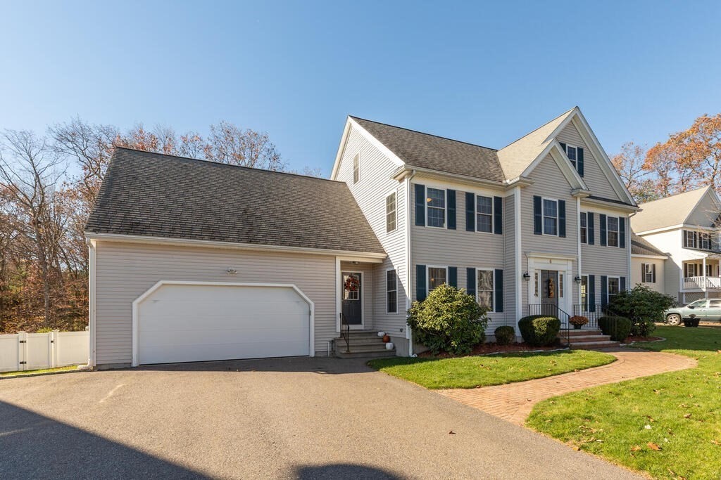 6 Sarah Lane Maynard, MA 01754 - Photo 3 of 32 Gallery Image 3