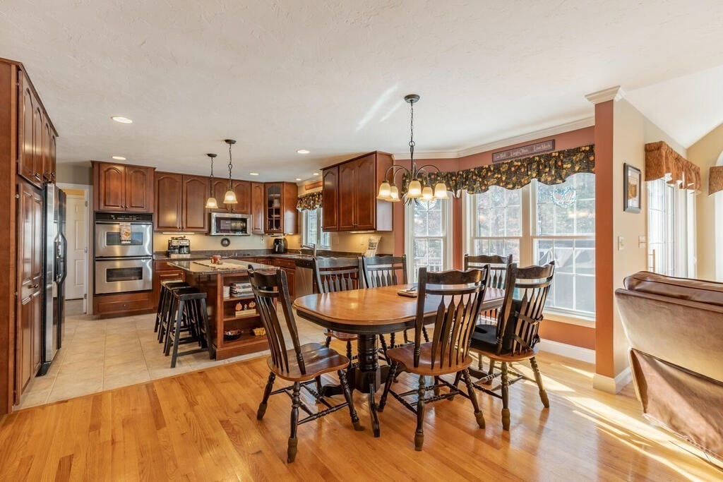 6 Sarah Lane Maynard, MA 01754 - Photo 6 of 32 Gallery Image 6