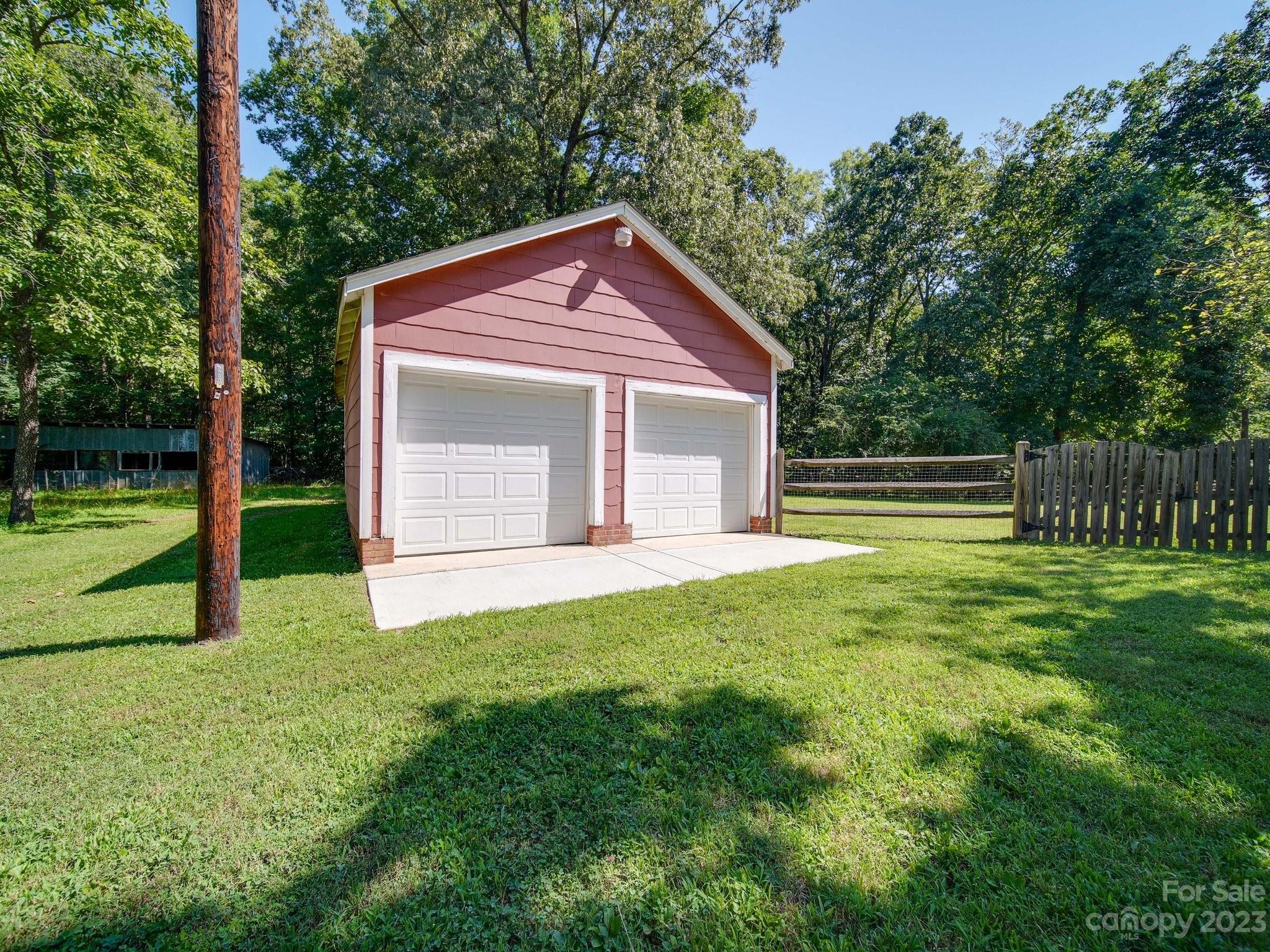 4901 Highway 24 Midland, NC 28107 - Photo 31 of 31 a front view of a house with yard