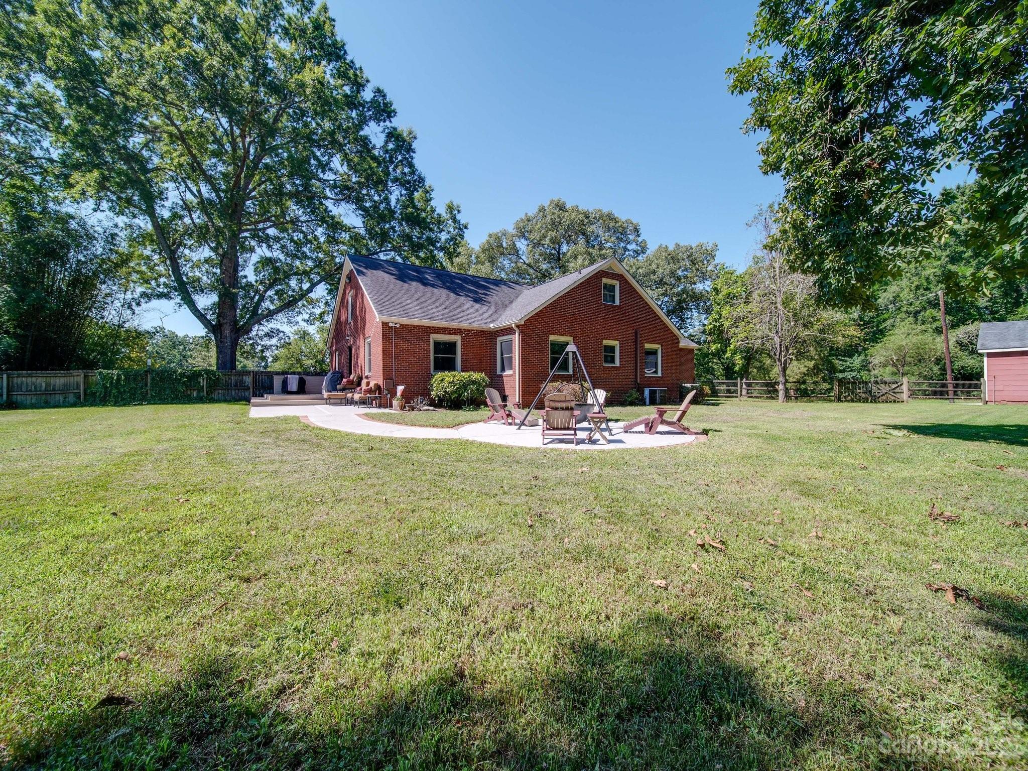 4901 Highway 24 Midland, NC 28107 - Photo 4 of 31 a front view of house with yard and green space