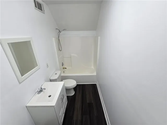 $899,000 | 398 Dunleven Manor Walk Northeast, Lawrenceville, GA 30043