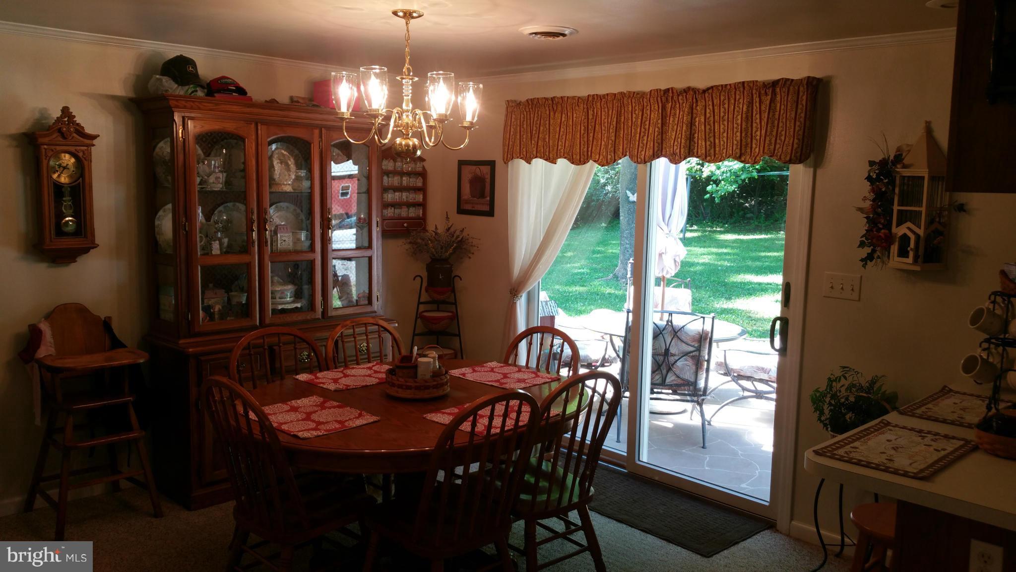14126 Graceham Road Thurmont, MD 21788 - Photo 7 of 27 Dining Room