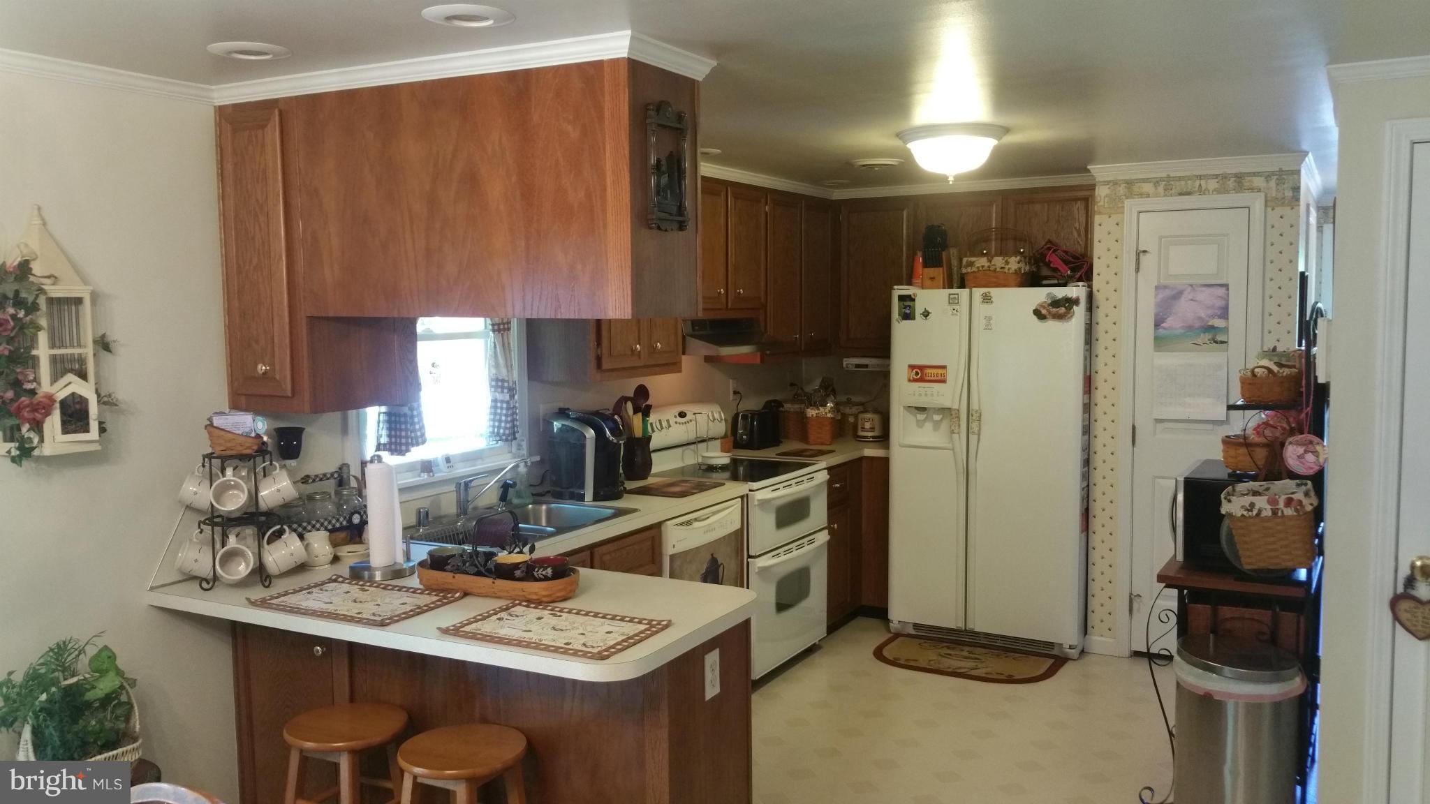 14126 Graceham Road Thurmont, MD 21788 - Photo 9 of 27 Kitchen